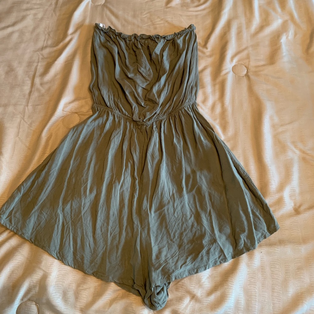 Strapless romper